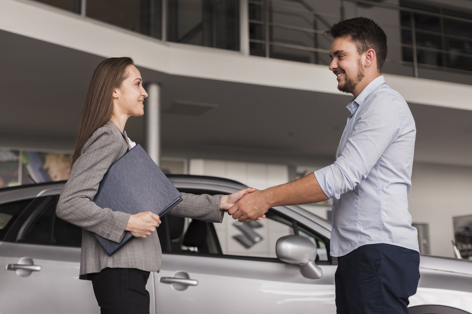Concesionarios en Andorra 🚗🇦🇩: compra coches con seguridad, garantía y buenos precios